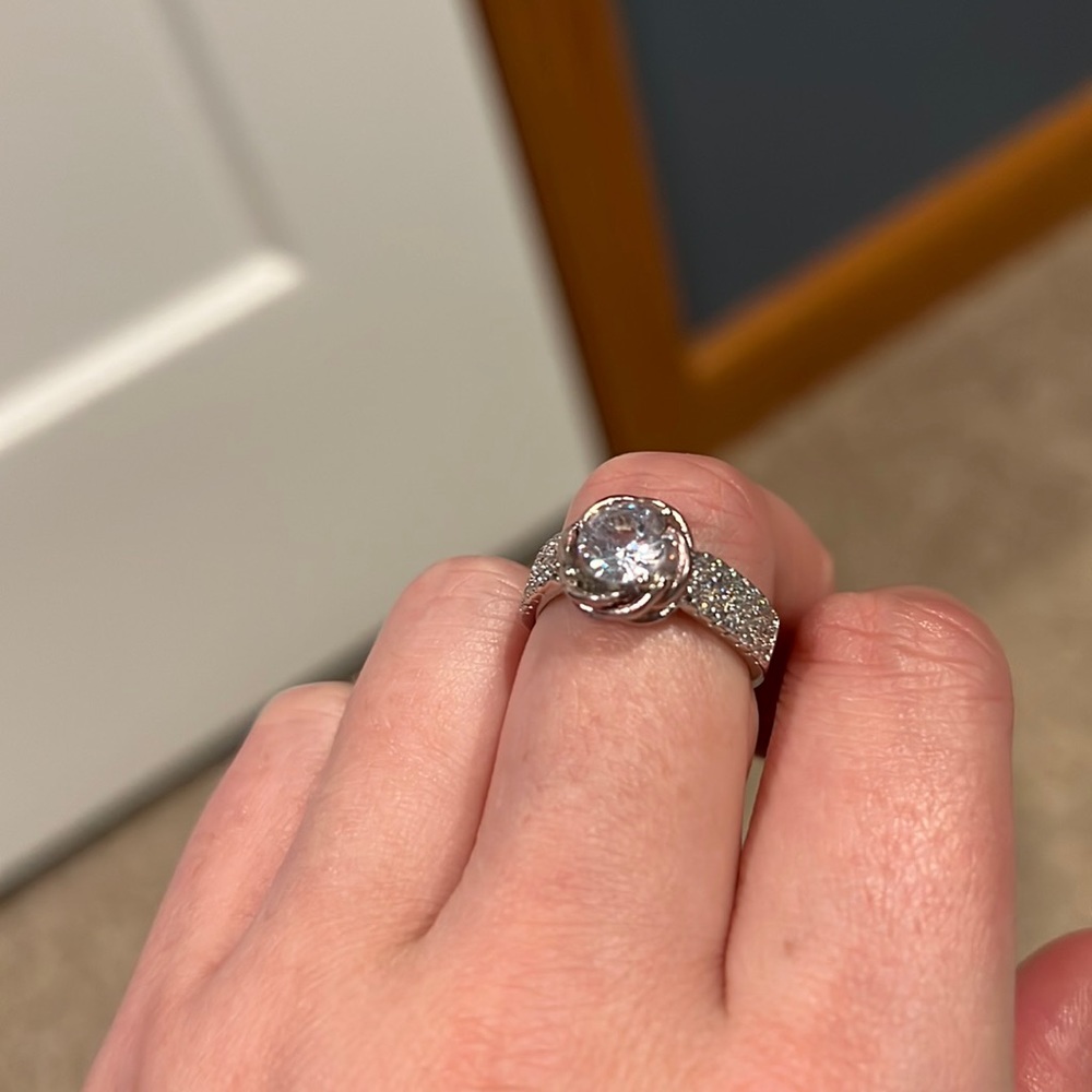 Sterling silver rose ring